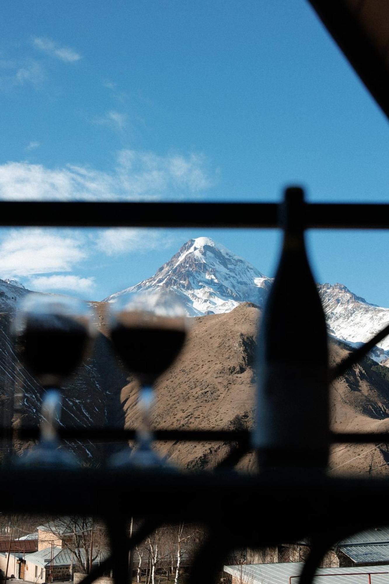 Sunset Cottage Kazbegi Extérieur photo