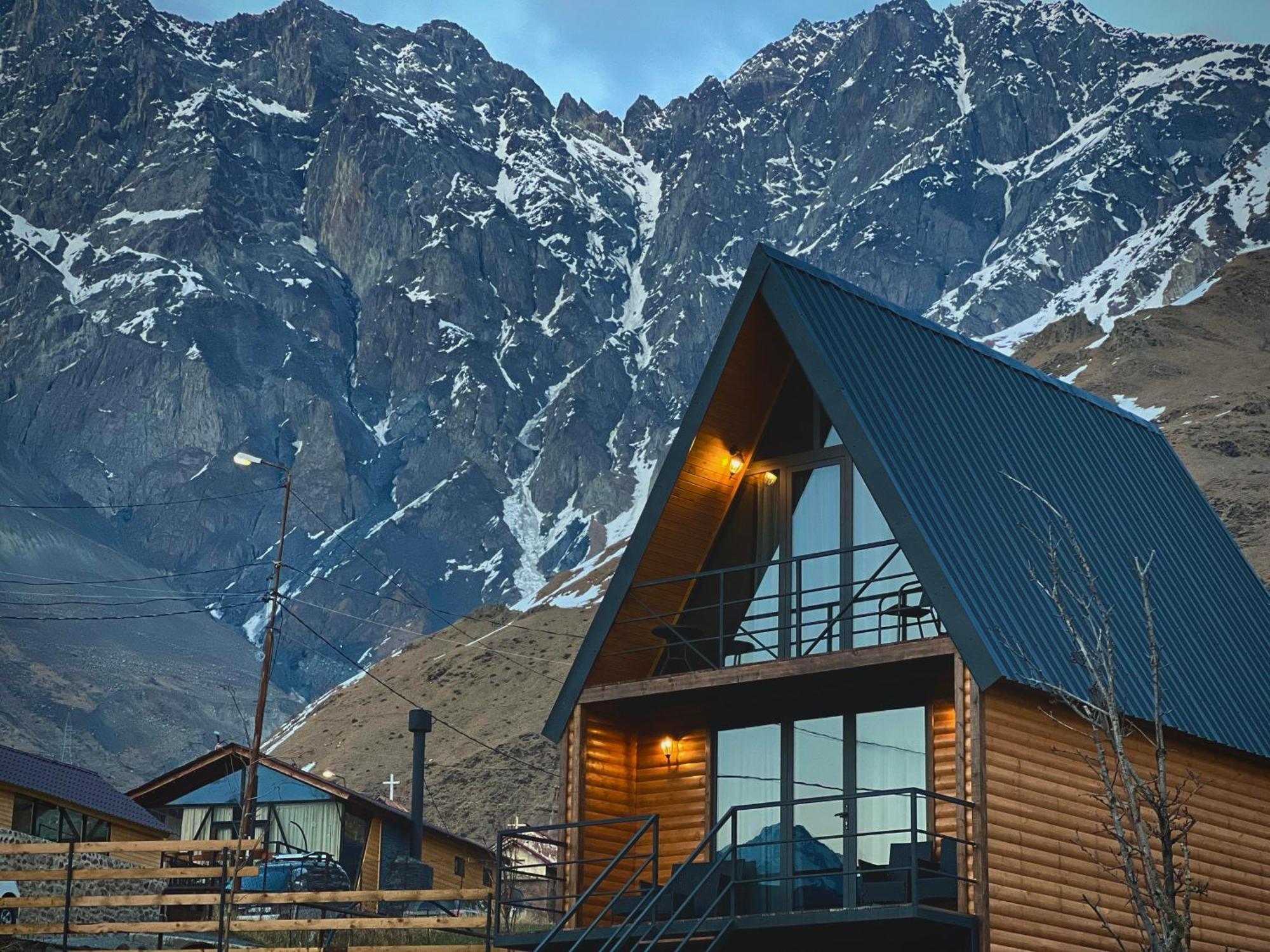 Sunset Cottage Kazbegi Extérieur photo