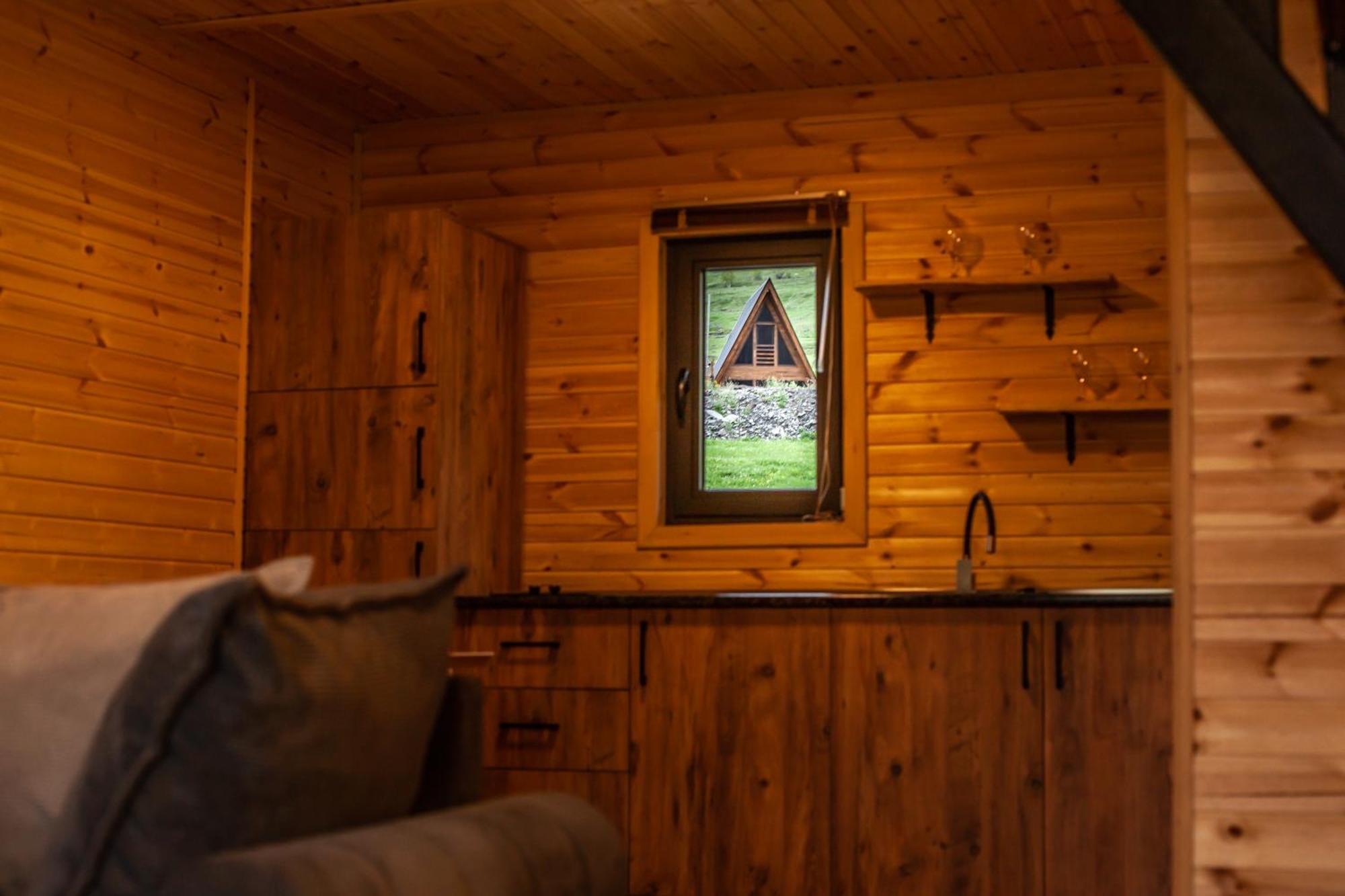 Sunset Cottage Kazbegi Extérieur photo