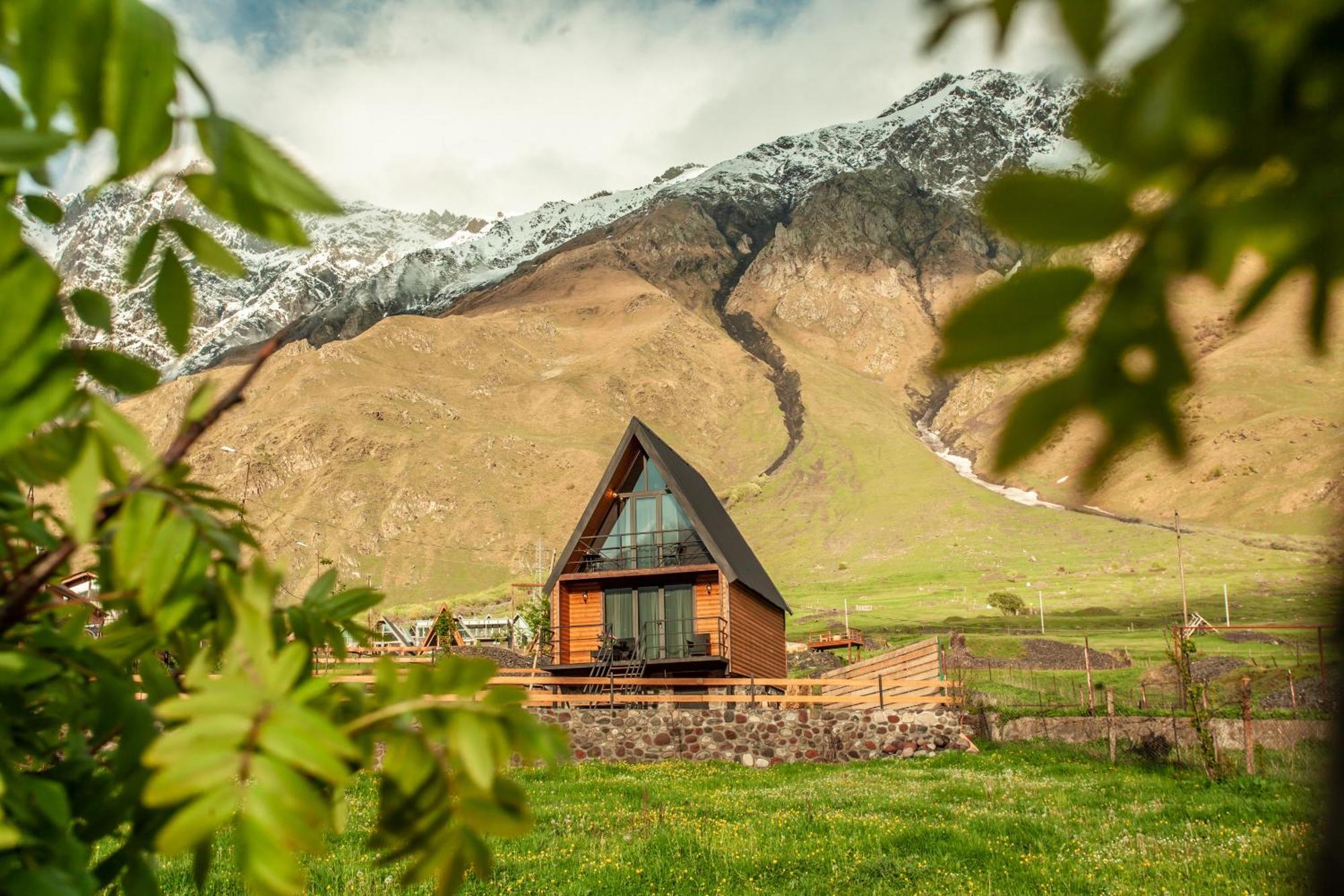 Sunset Cottage Kazbegi Extérieur photo