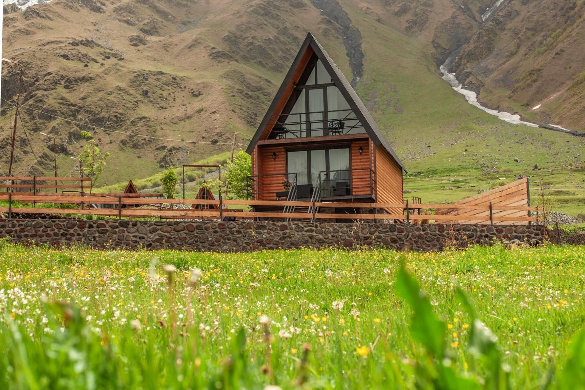 Sunset Cottage Kazbegi Extérieur photo