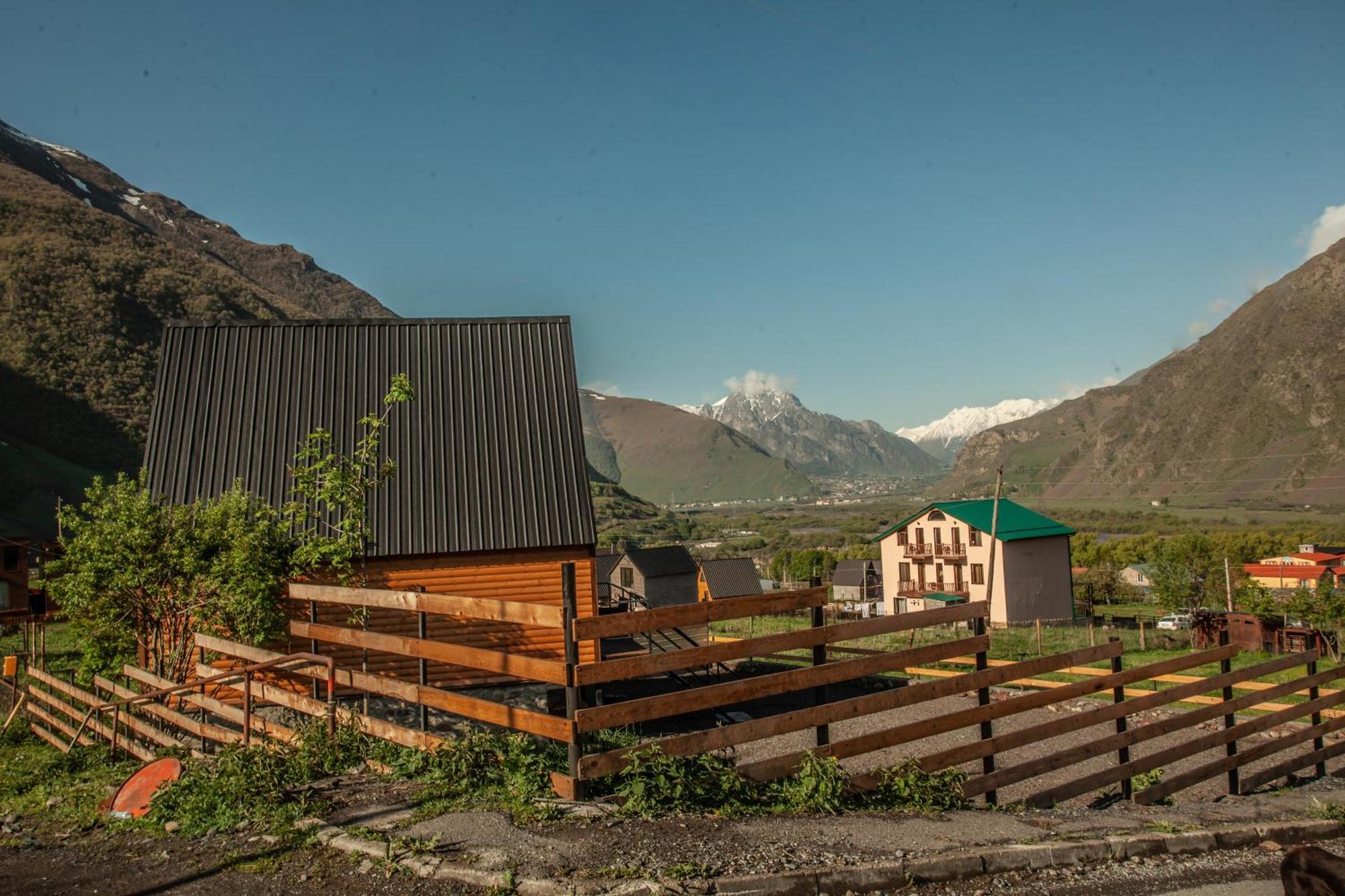 Sunset Cottage Kazbegi Extérieur photo